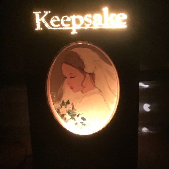 Rare 1940s Keepsake Diamonds Advertising Sign - Picture 2 of 6